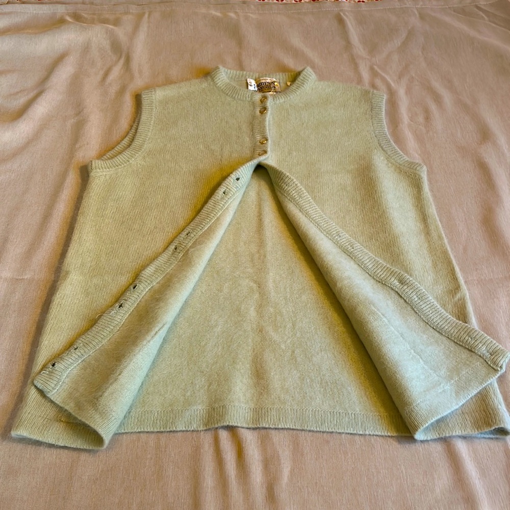 Women’s Campus Casuals Vintage sweater vest.  Lambswool/ Angora.  Size Large.